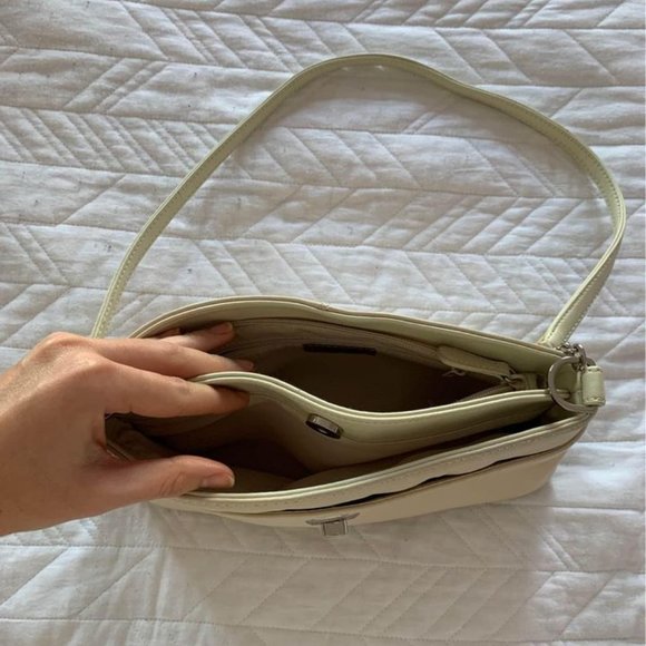 Off white leather vintage Baggs shoulder purse - Picture 4 of 5